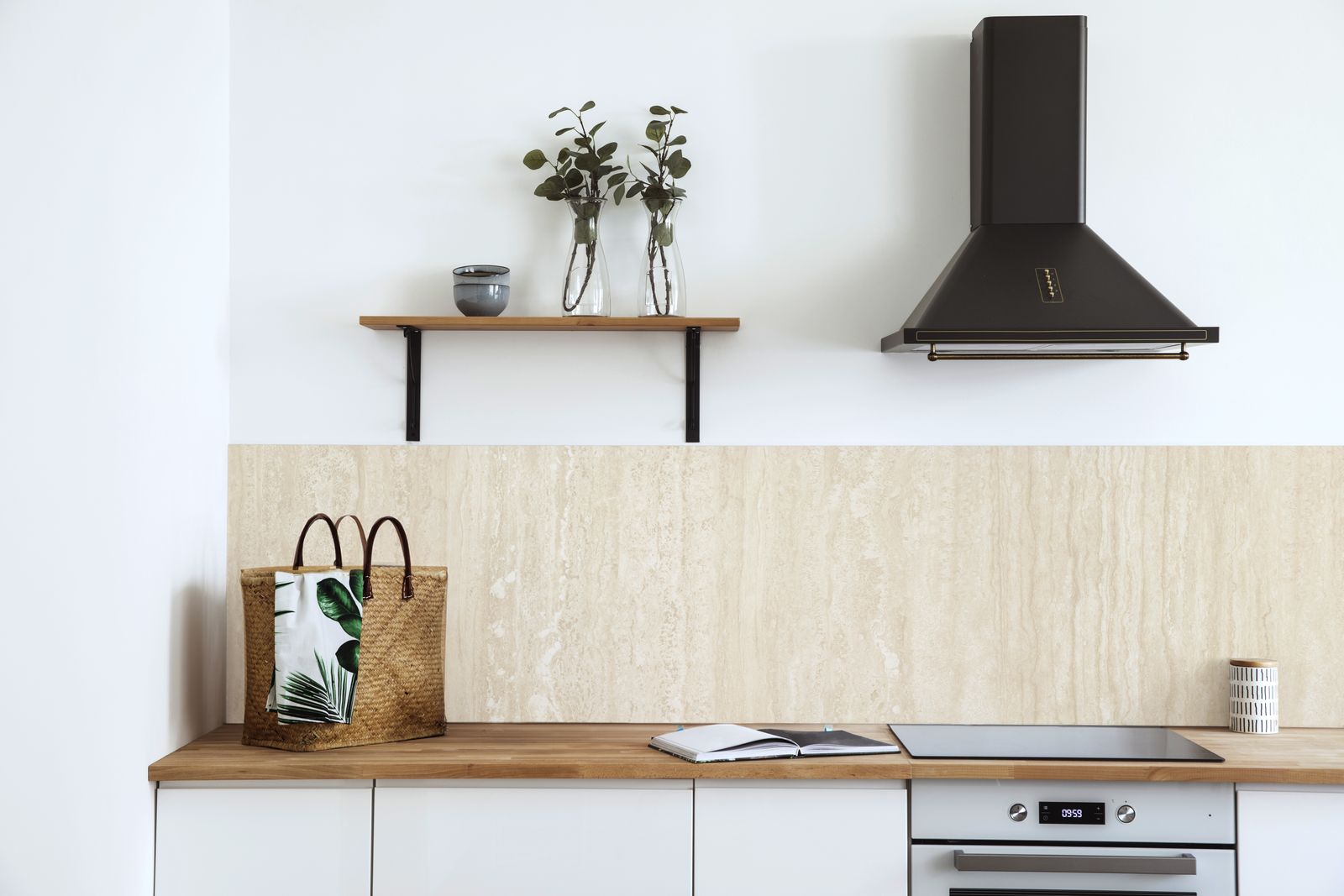 Beige marmorstrukturerad dekorplast